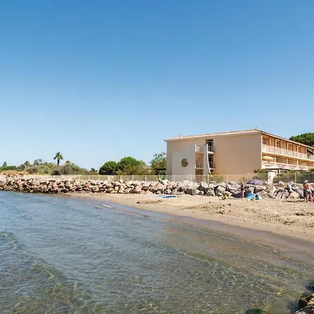 Sowell Family Grau Du Roi 4*