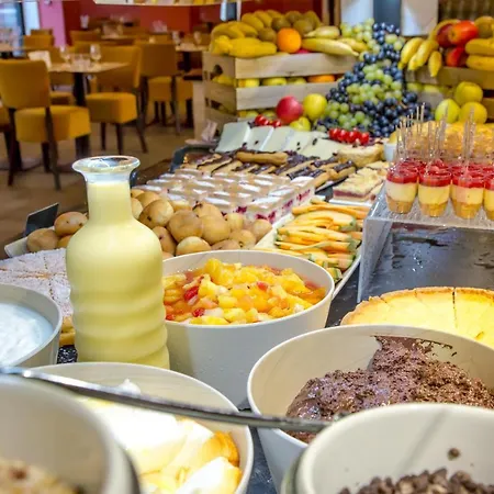 Sowell Family Grau Du Roi Hotel