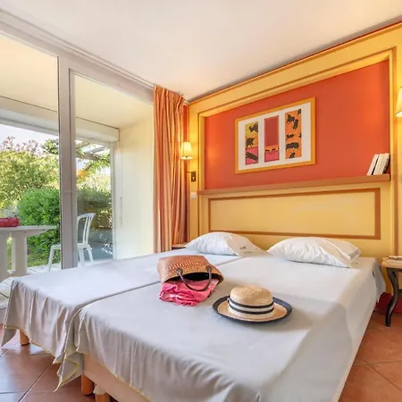 Sowell Family Grau Du Roi