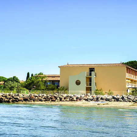 Sowell Family Grau Du Roi Hotell