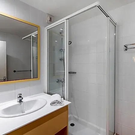 Sowell Family Grau Du Roi Hotell 4*